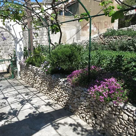 Brist 11039a Apartamento *